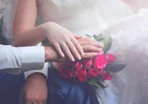 民事诉讼中举证责任应由谁来承担